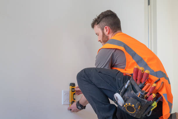 Best Affordable Emergency Electrician  in Bellevue, WA